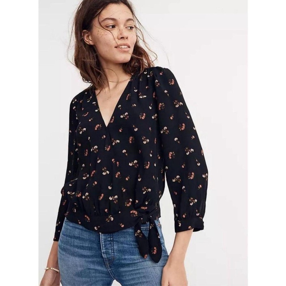 Madewell Wrap Top in Flower Toss blouse small black